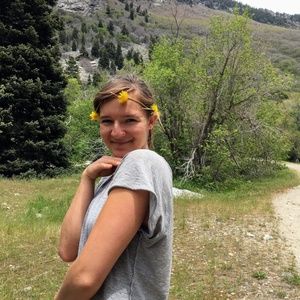 Meet your Posher, Alice